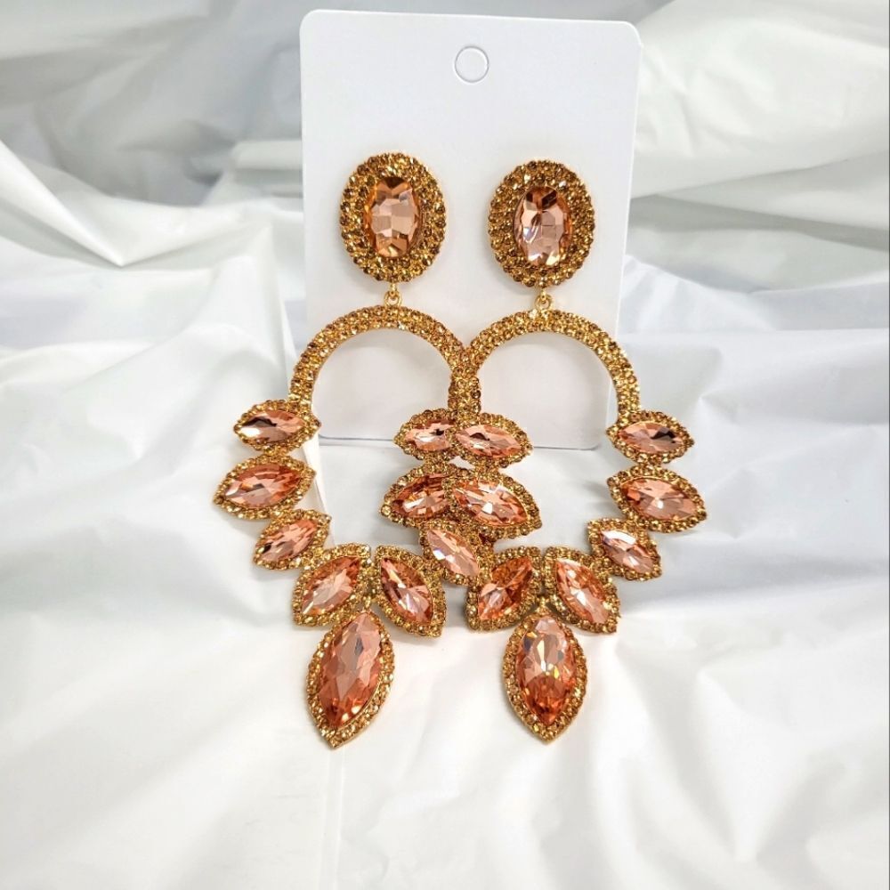 Luxurious Geometric Alloy Inlay Rhinestones women's Drop Earrings  champagne